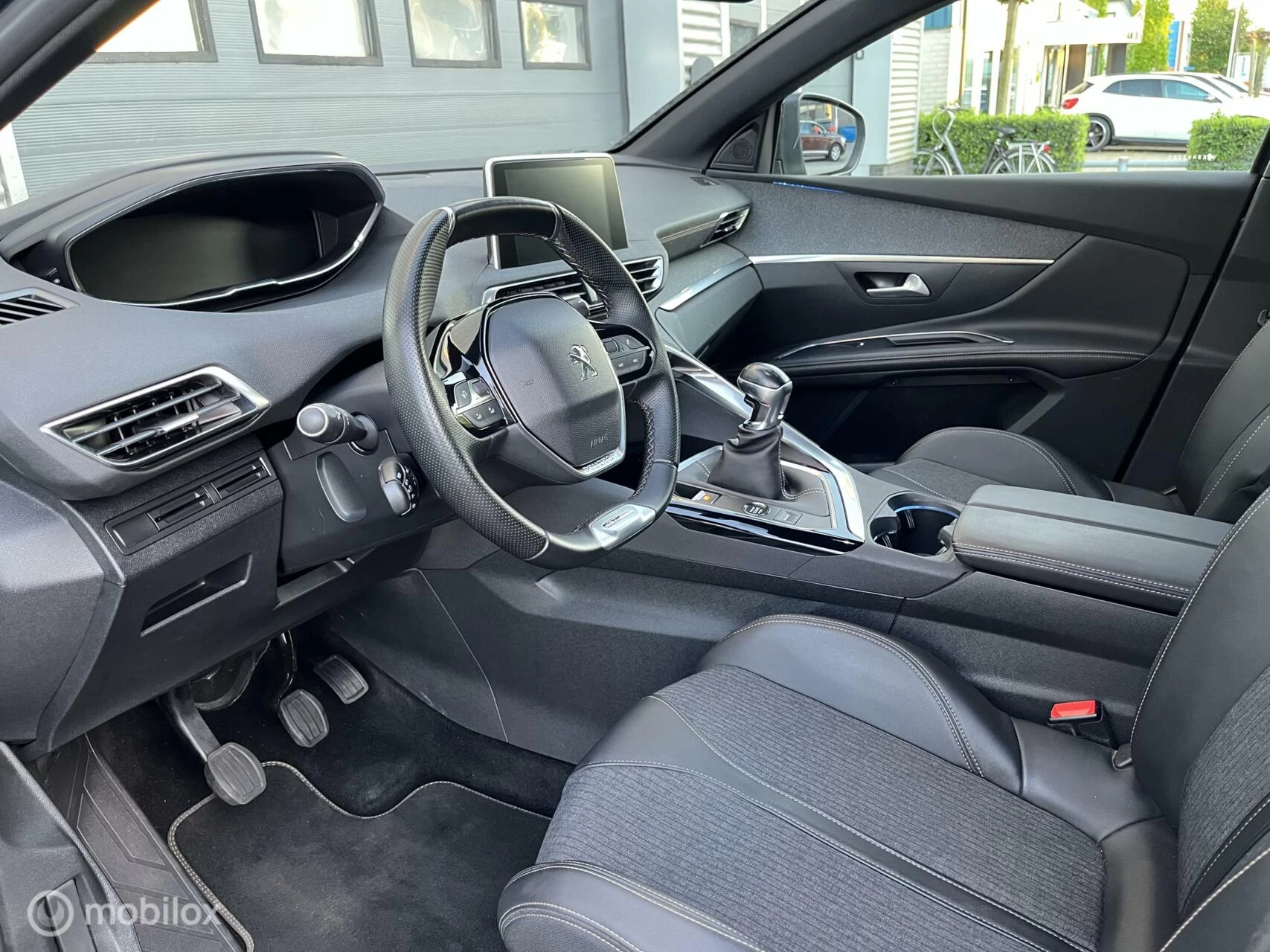 Hoofdafbeelding Peugeot 5008