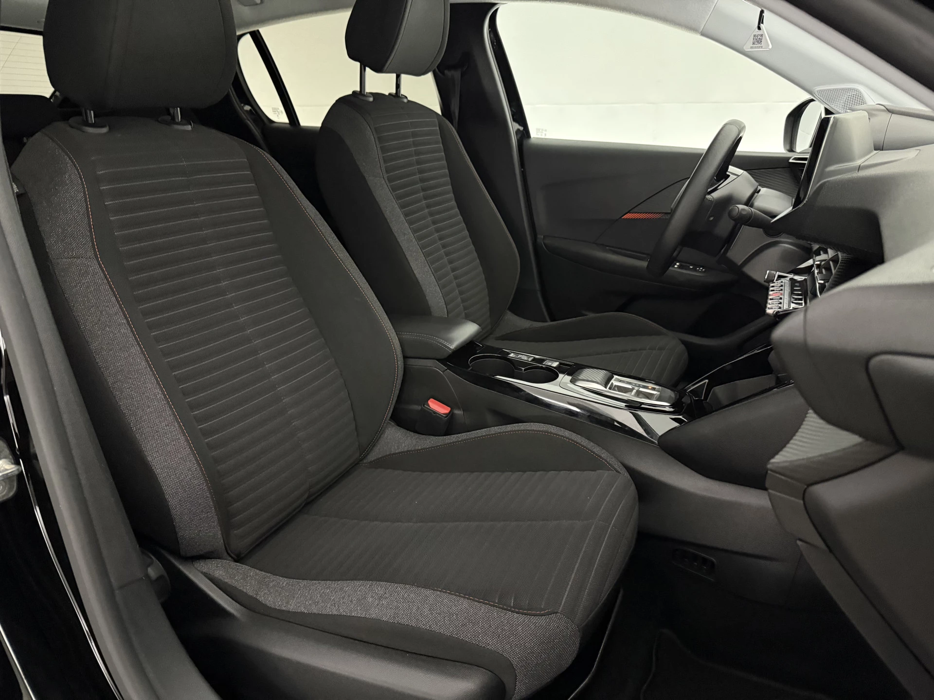 Hoofdafbeelding Peugeot e-208