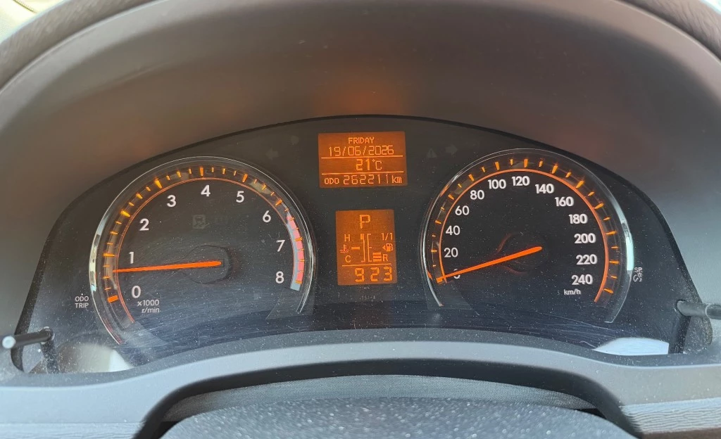 Hoofdafbeelding Toyota Avensis