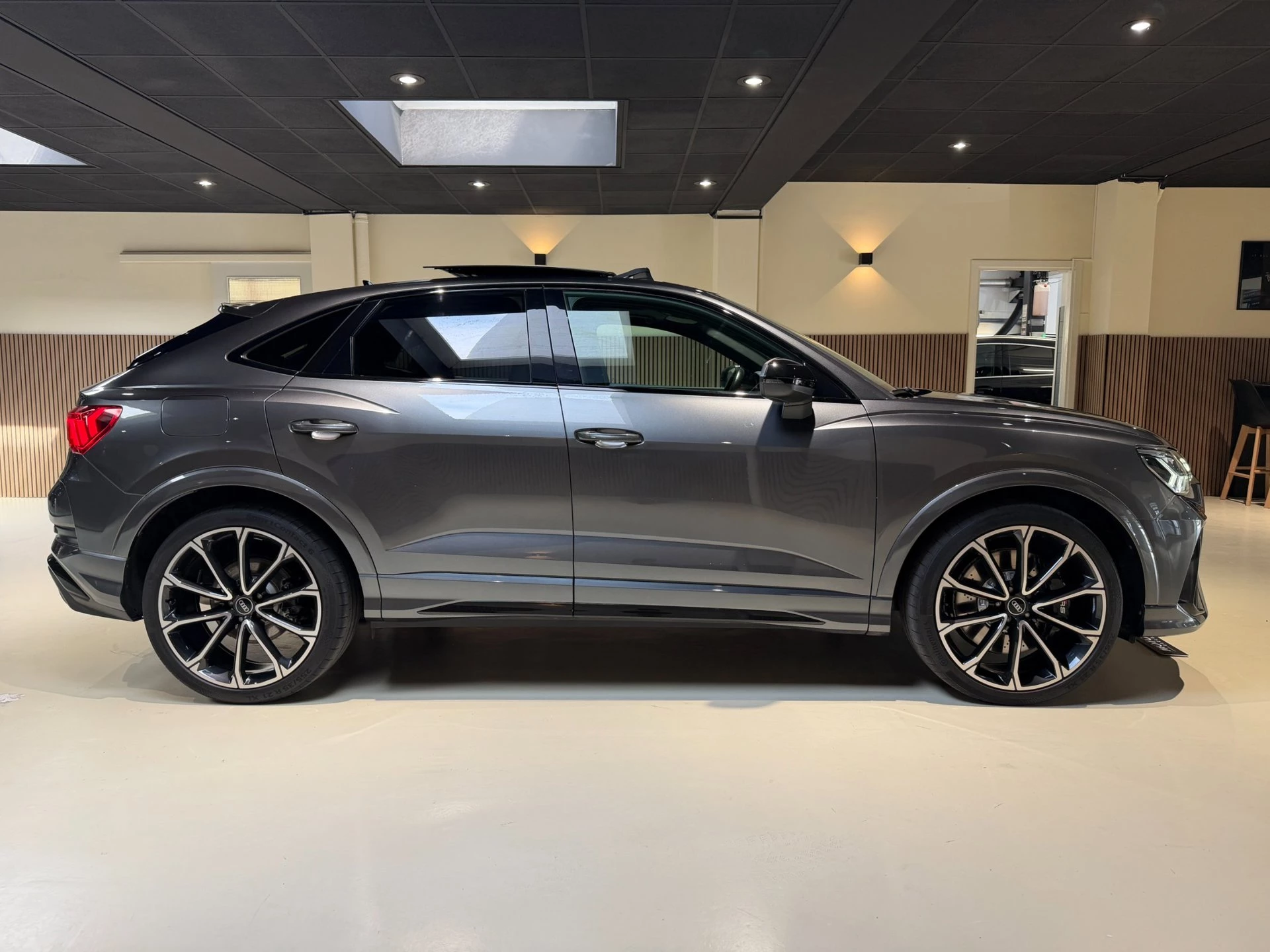 Hoofdafbeelding Audi RSQ3