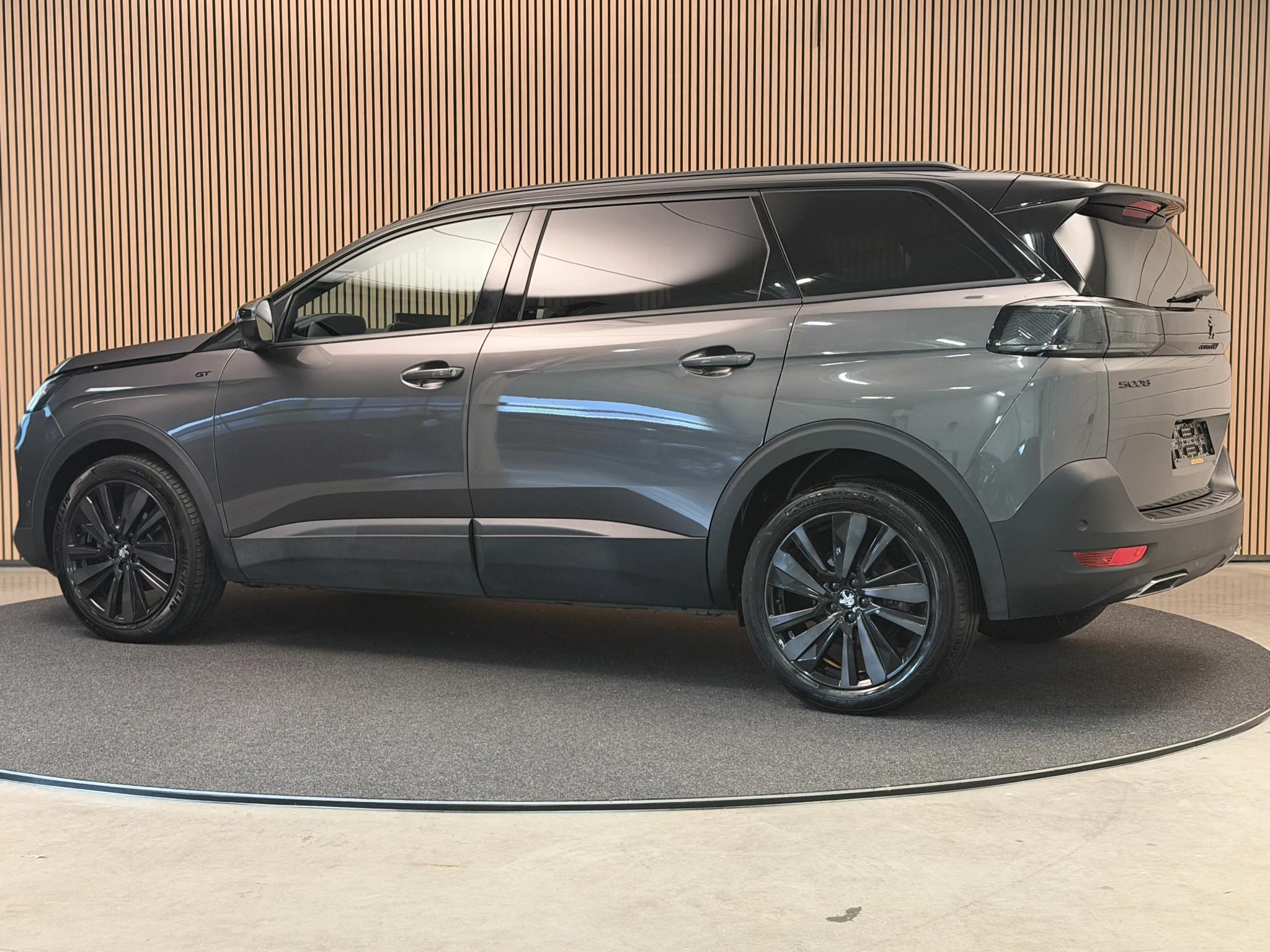 Hoofdafbeelding Peugeot 5008