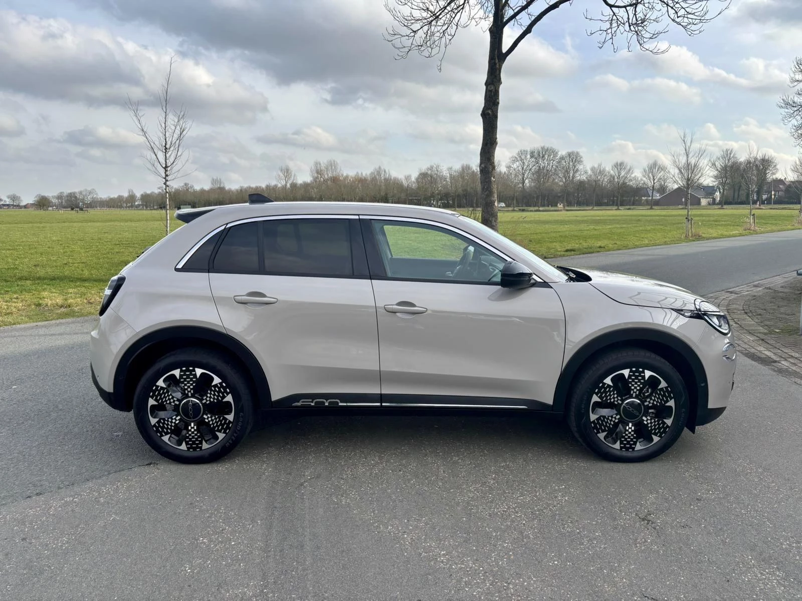 Hoofdafbeelding Fiat 600