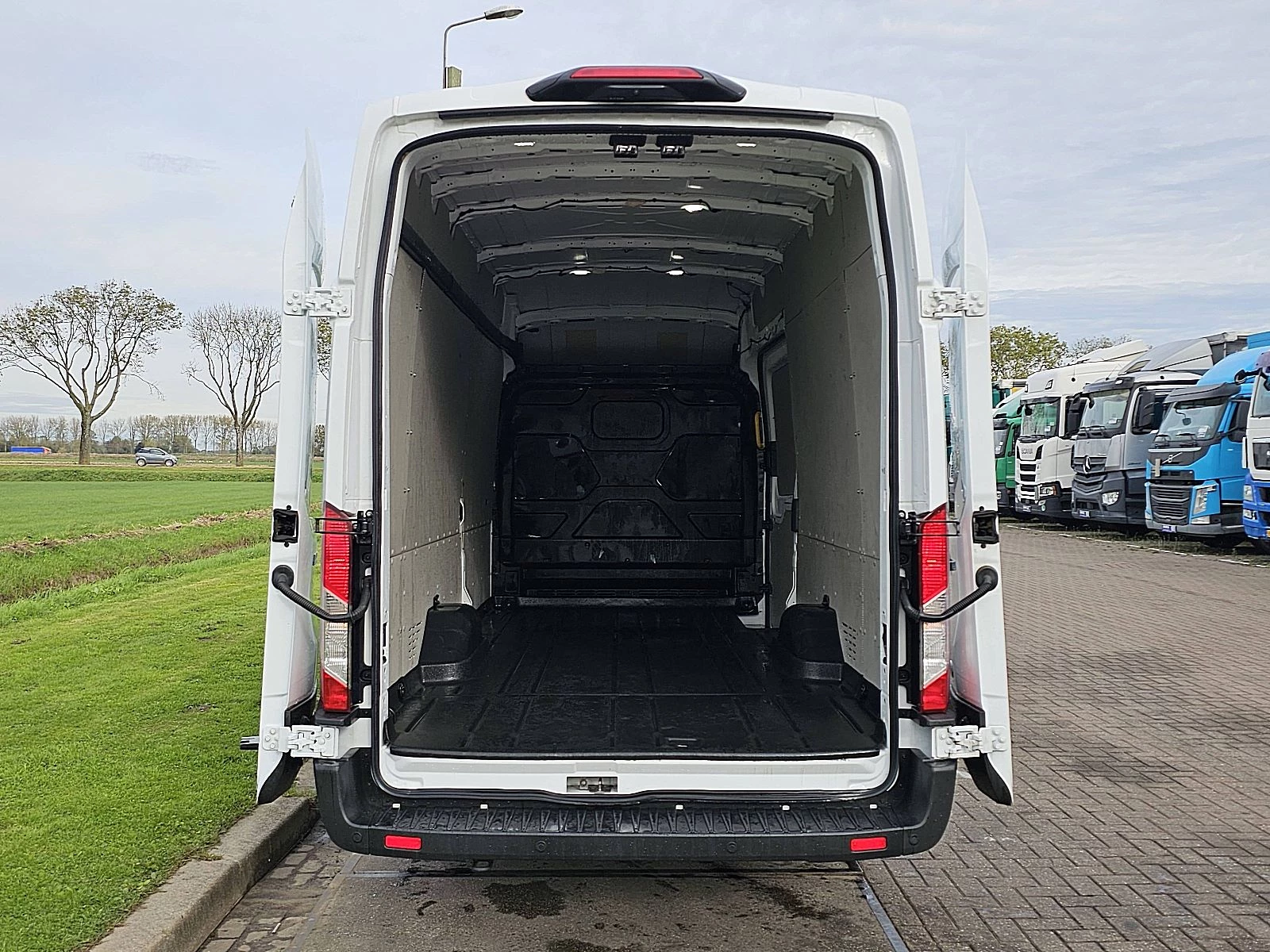 Hoofdafbeelding Ford E-Transit