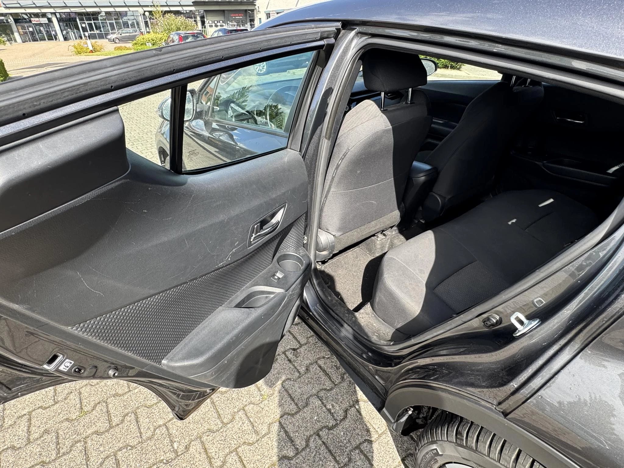 Hoofdafbeelding Toyota C-HR