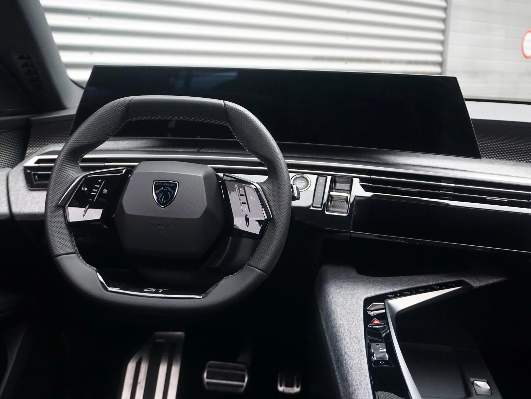 Hoofdafbeelding Peugeot e-3008