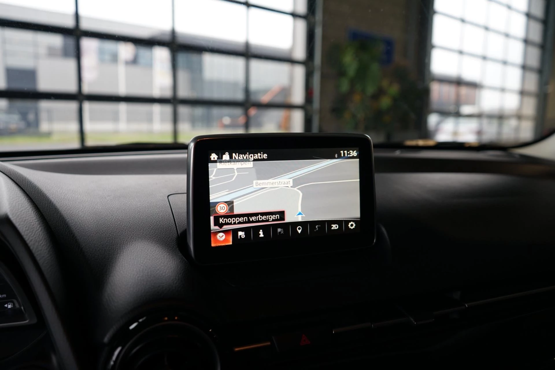 Hoofdafbeelding Mazda 2