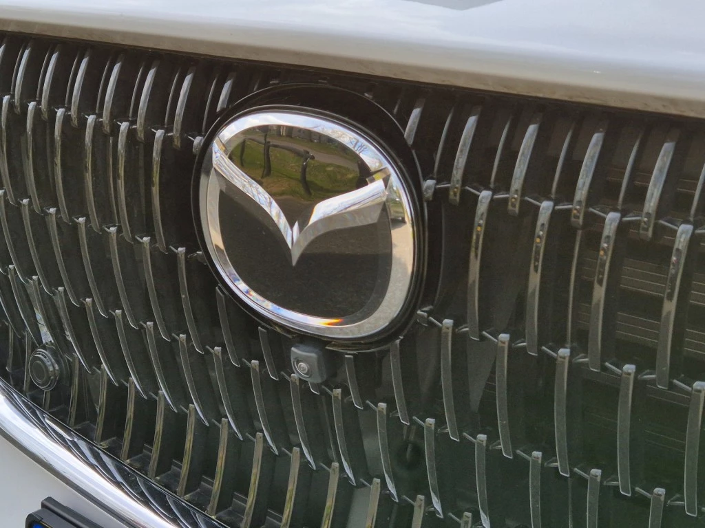 Hoofdafbeelding Mazda CX-60