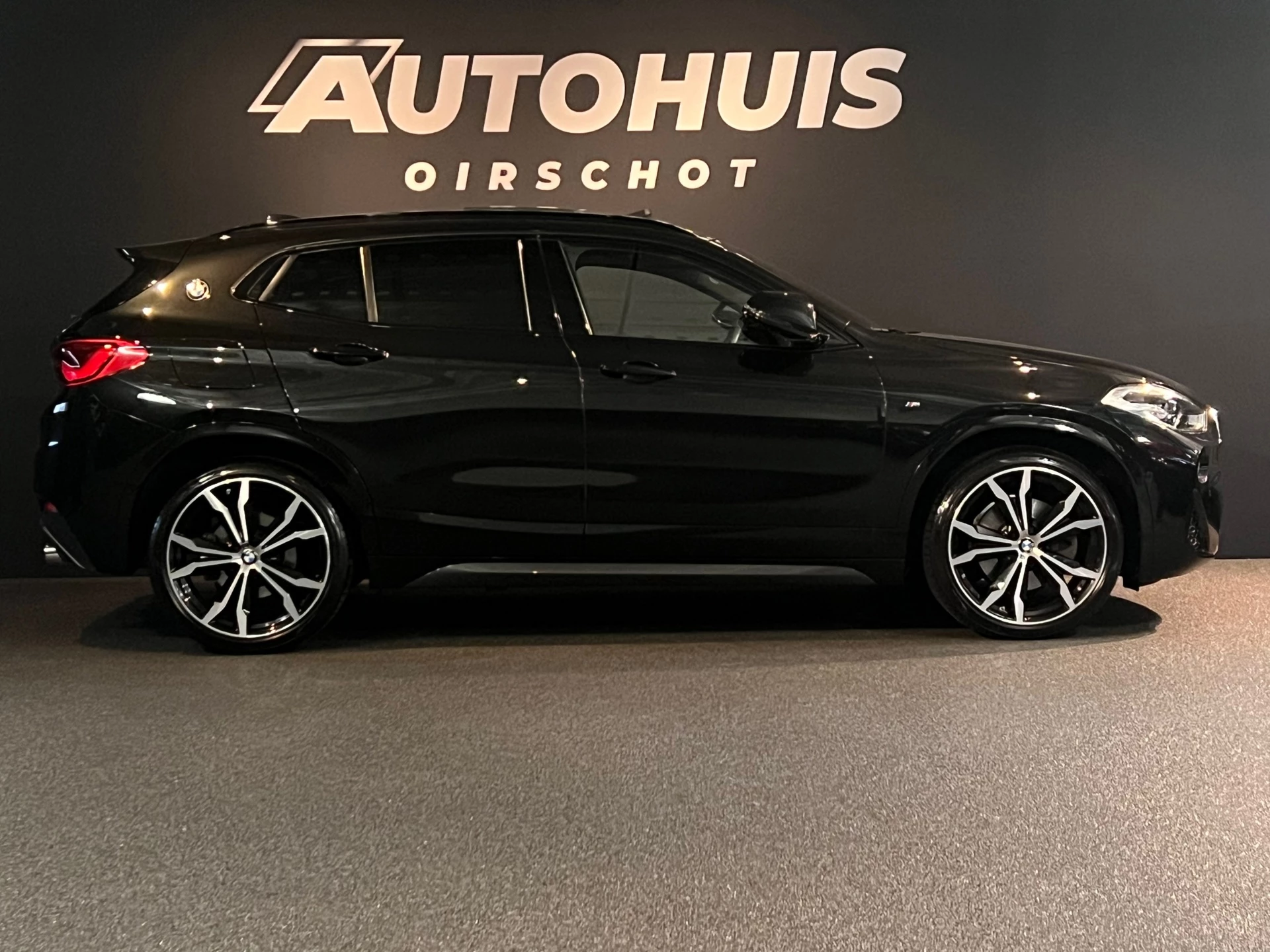 Hoofdafbeelding BMW X2