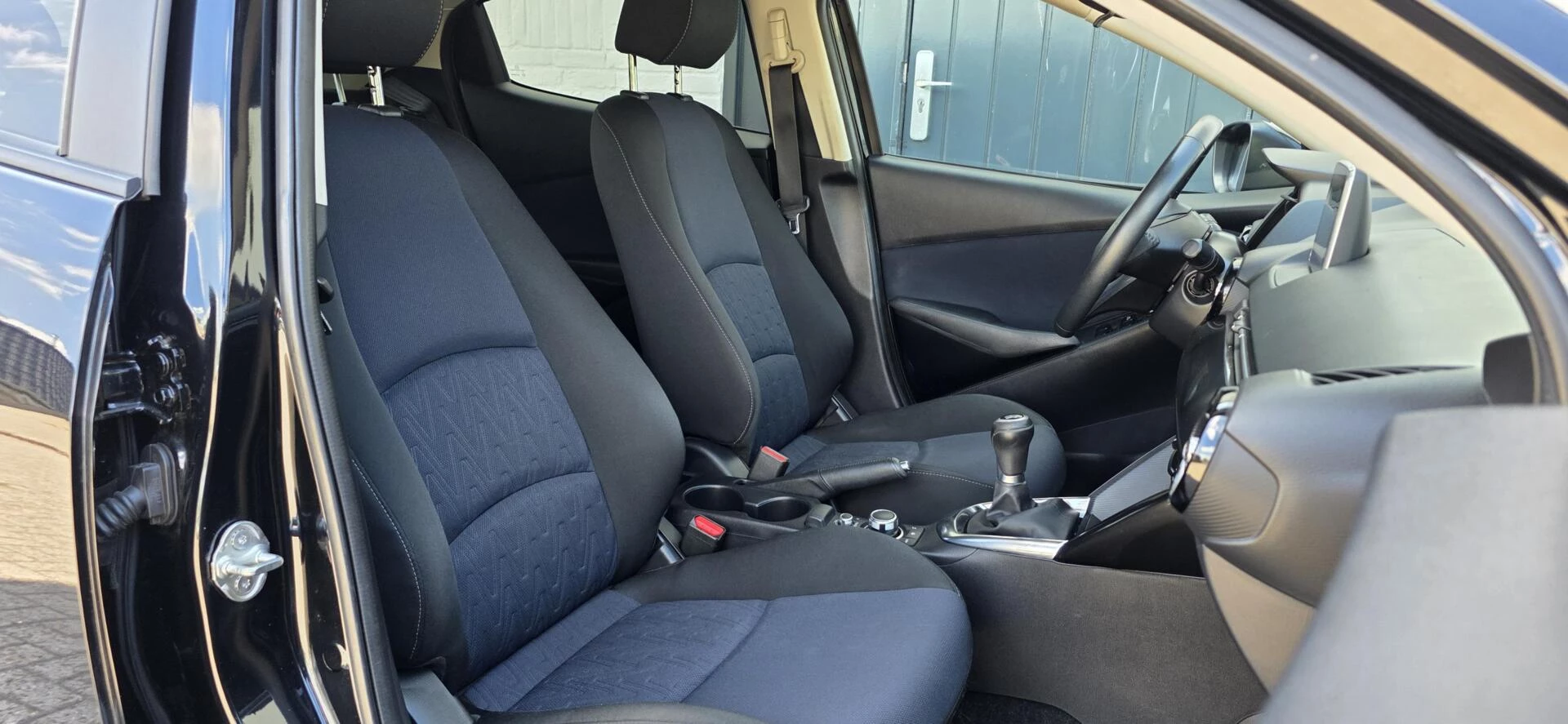 Hoofdafbeelding Mazda 2