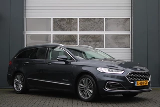 Ford Mondeo Wagon 2.0 IVCT HEV Vignale Cruise/Camera/Stoelverwarming/Keyless/Leder/PDC/Navi/Bluetooth/LED/18"LM/Trekhaak/Dealer