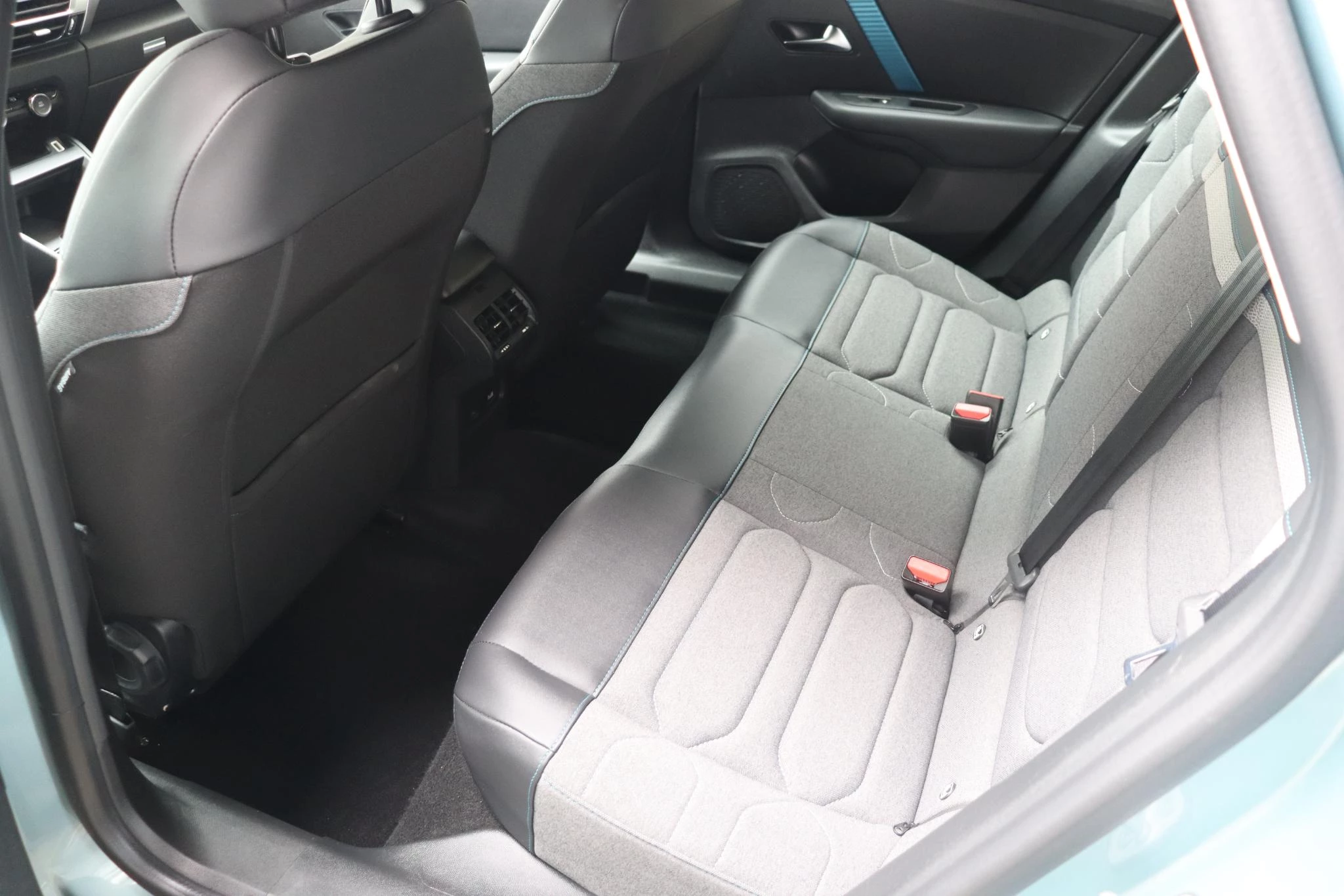 Hoofdafbeelding Citroën ë-C4