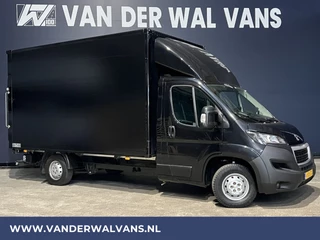 Peugeot Boxer 2.0 BlueHDI 141pk Bakwagen Laadklep Euro6 Airco | Camera | Cruisecontrol | Chauffeursstoel Bijrijdersbank