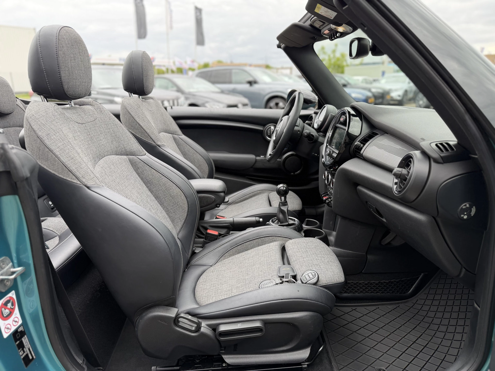 Hoofdafbeelding MINI Cooper Cabrio