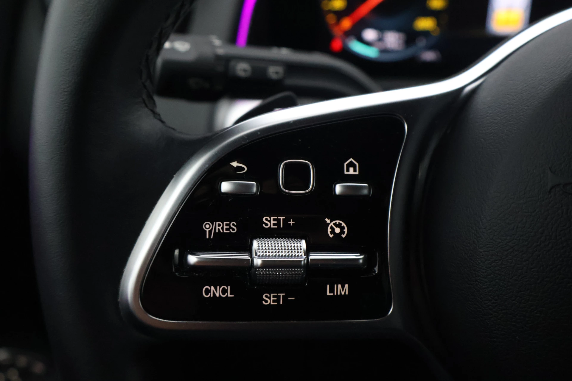 Hoofdafbeelding Mercedes-Benz EQB