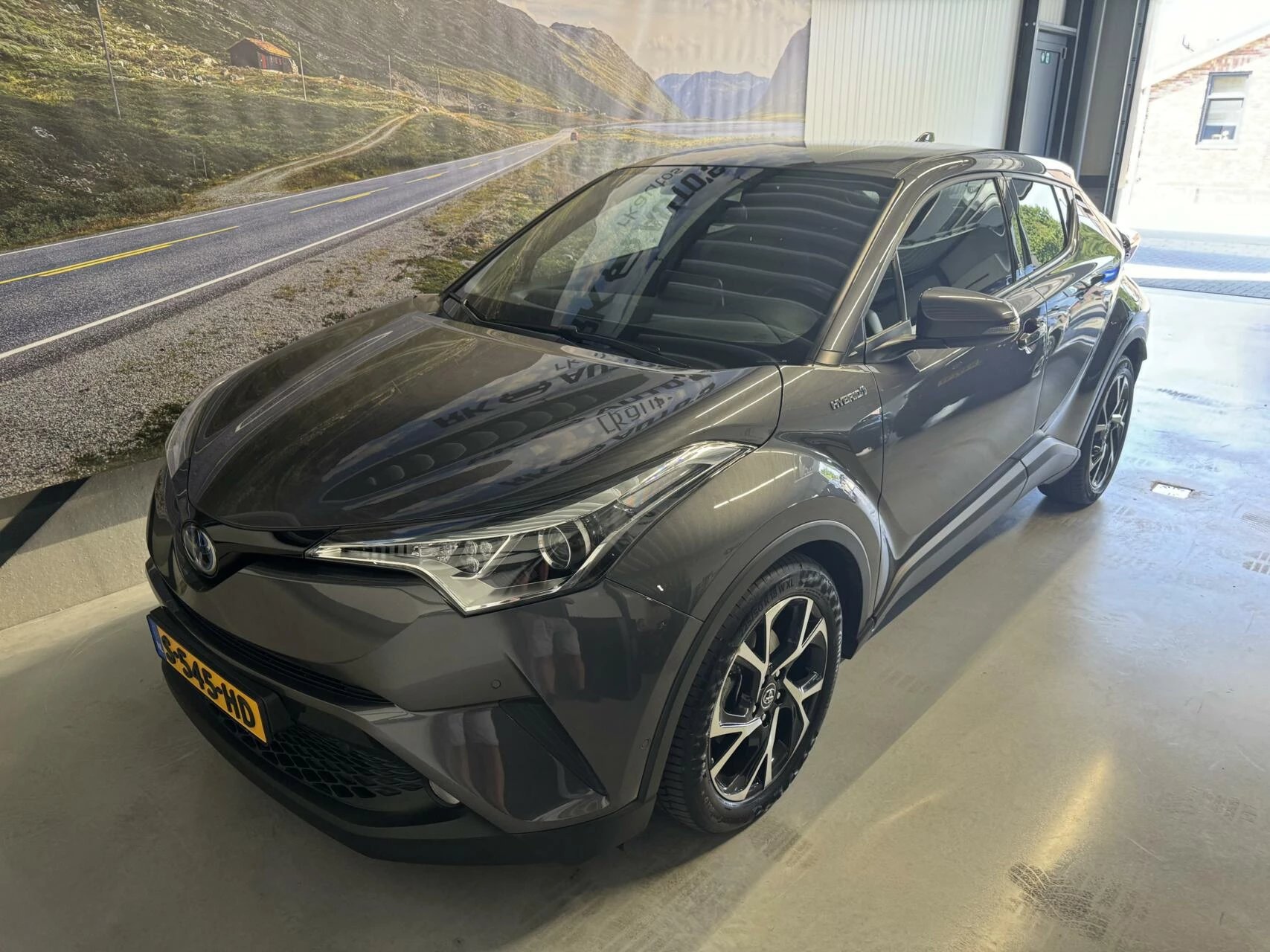 Hoofdafbeelding Toyota C-HR