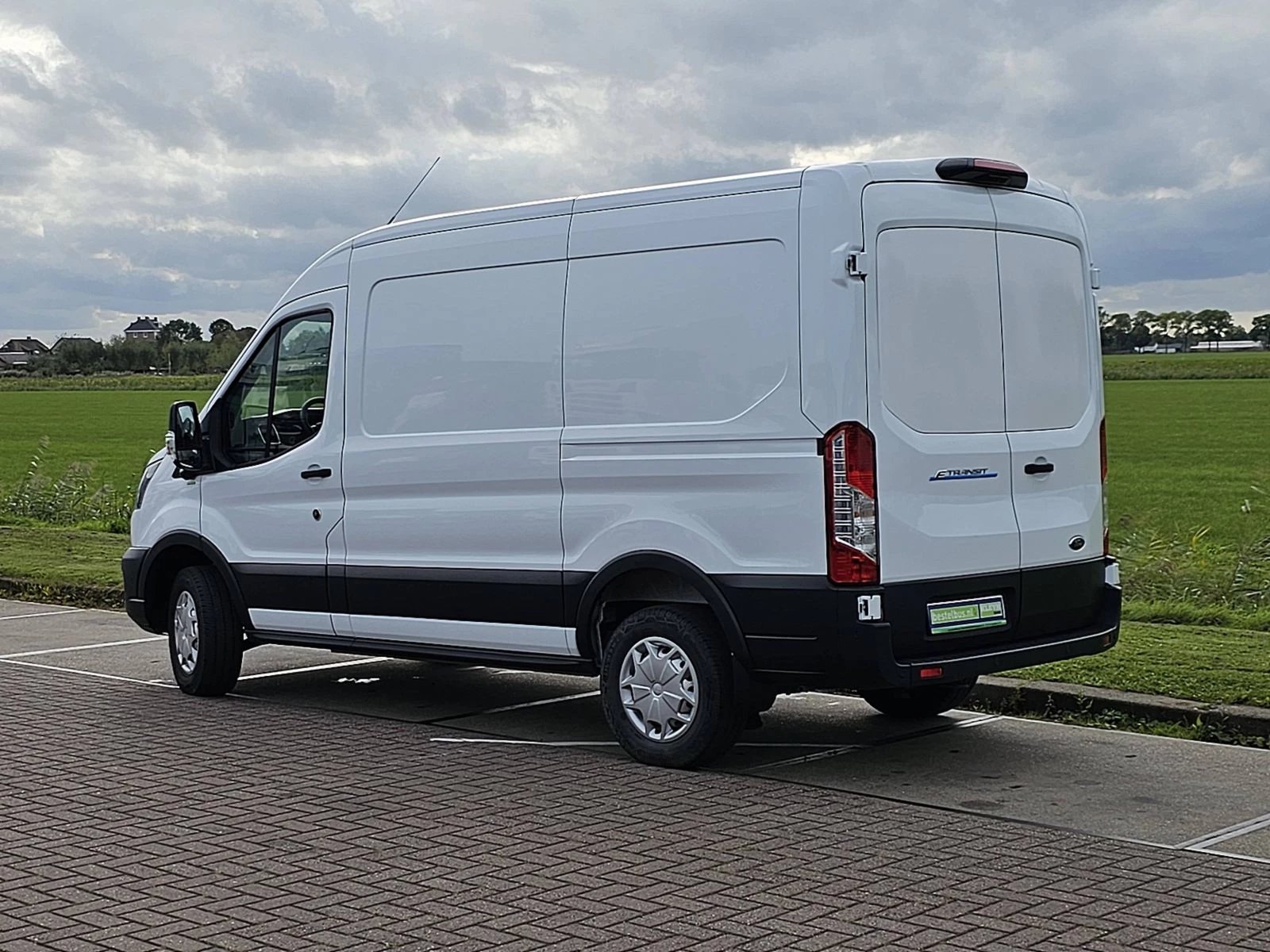 Hoofdafbeelding Ford E-Transit