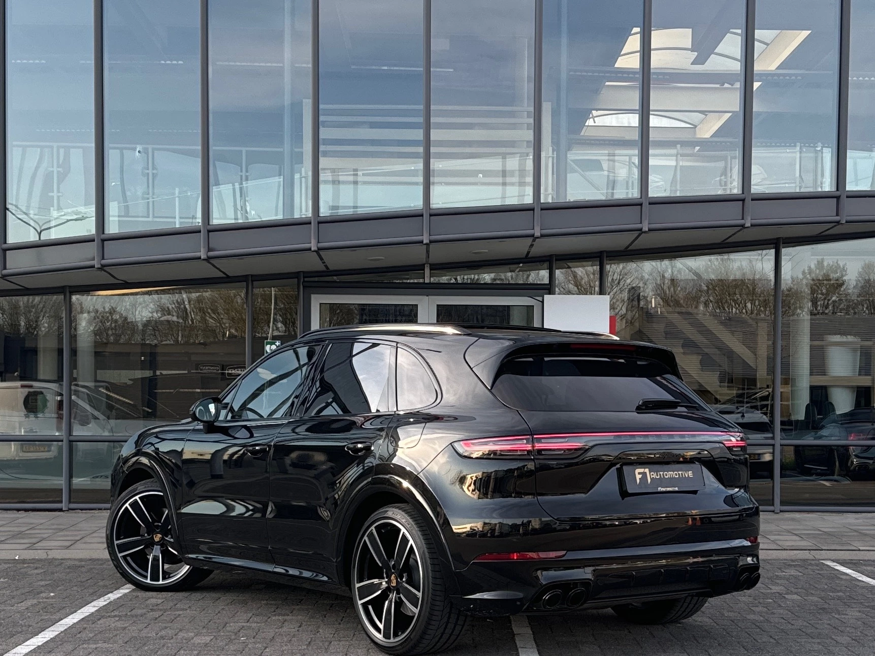 Hoofdafbeelding Porsche Cayenne