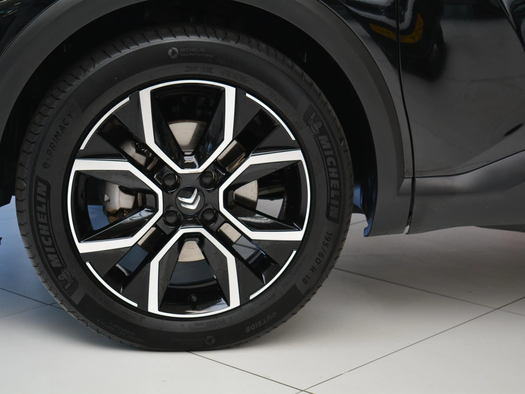 Hoofdafbeelding Citroën ë-C4