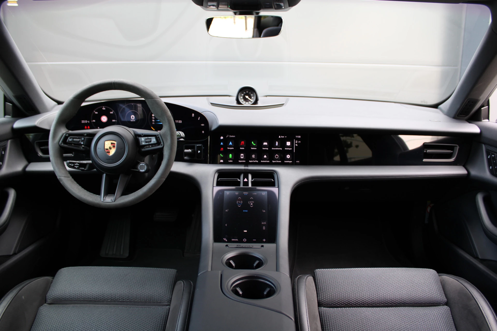 Hoofdafbeelding Porsche Taycan