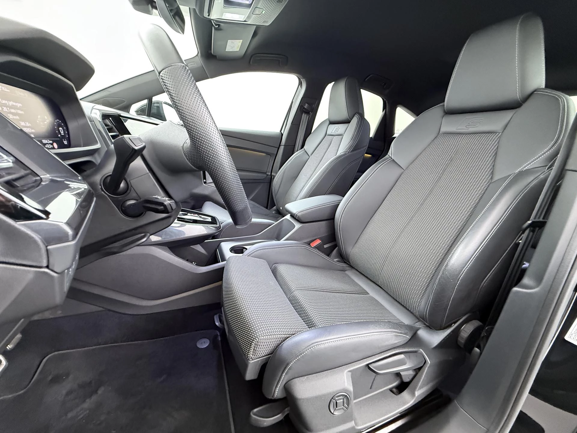 Hoofdafbeelding Audi Q4 e-tron