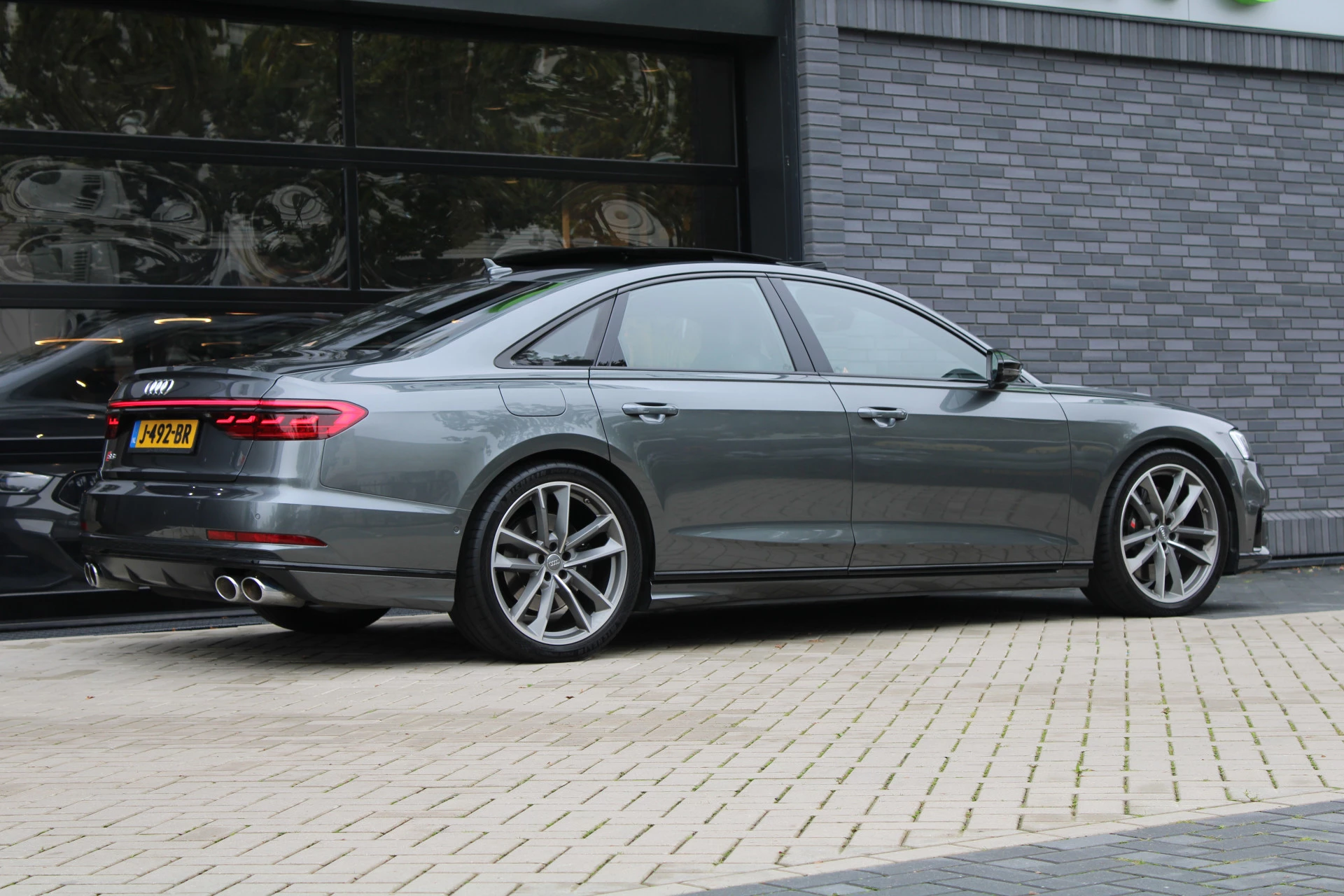 Hoofdafbeelding Audi S8