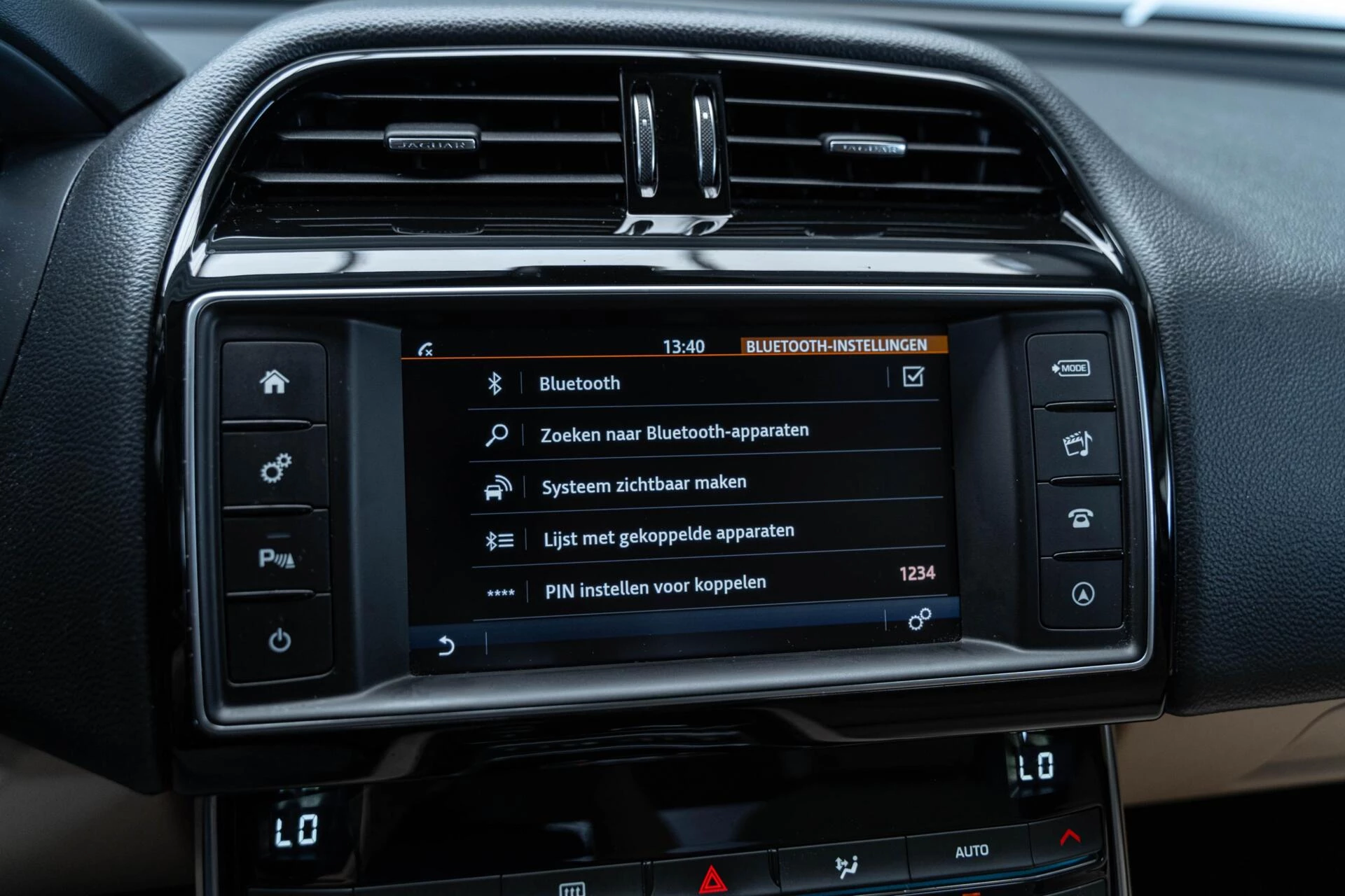 Hoofdafbeelding Jaguar XE