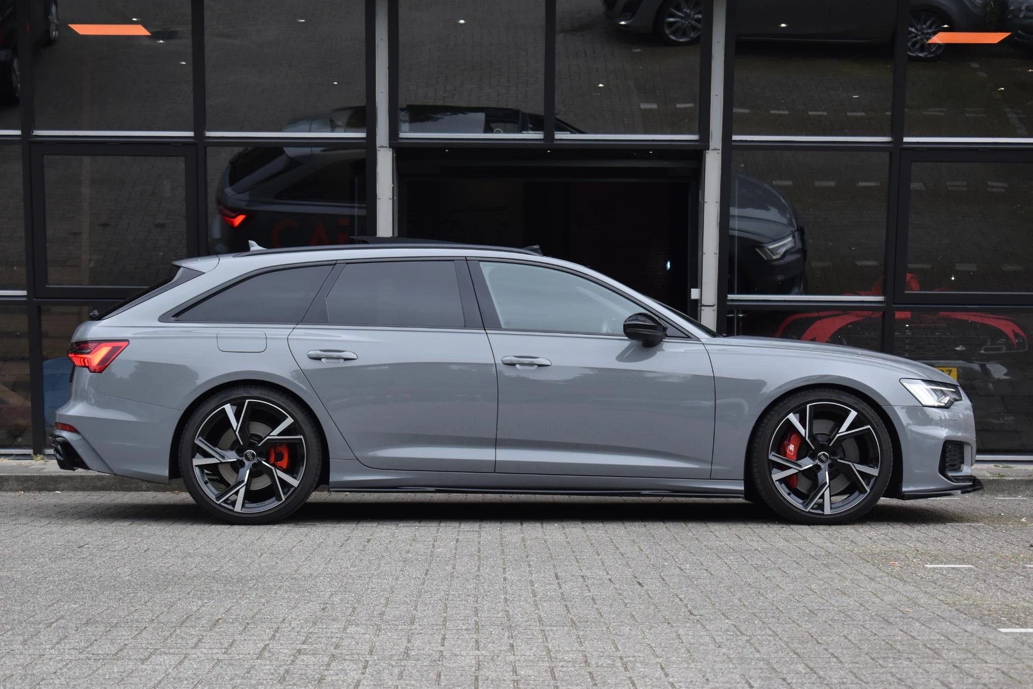 Hoofdafbeelding Audi S6