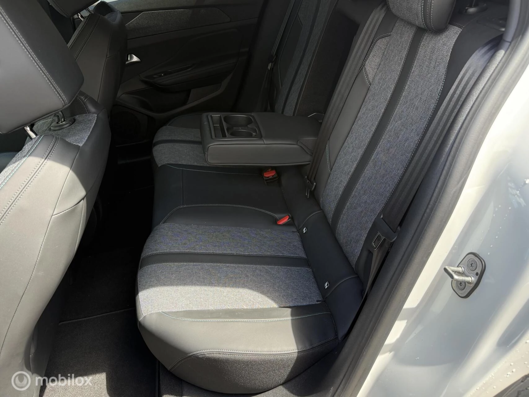 Hoofdafbeelding Peugeot 408