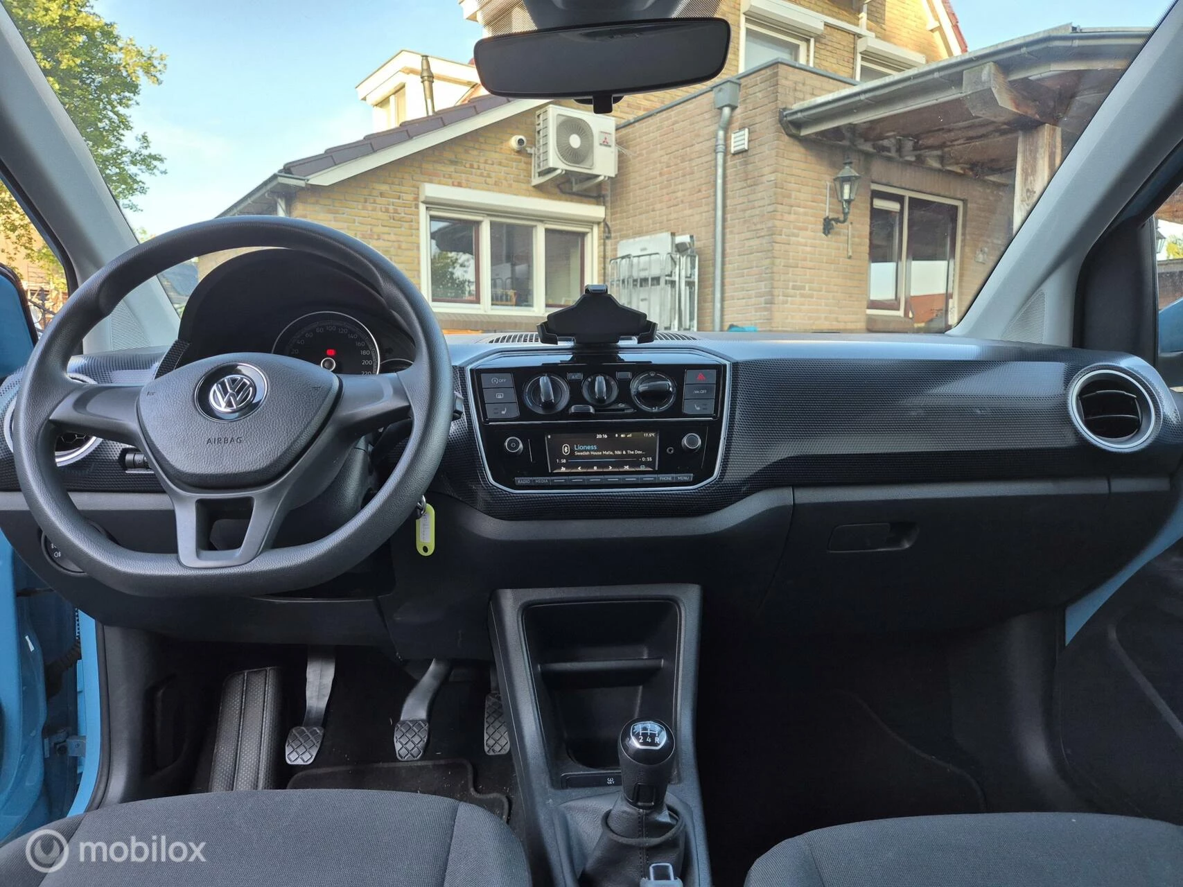 Hoofdafbeelding Volkswagen up!