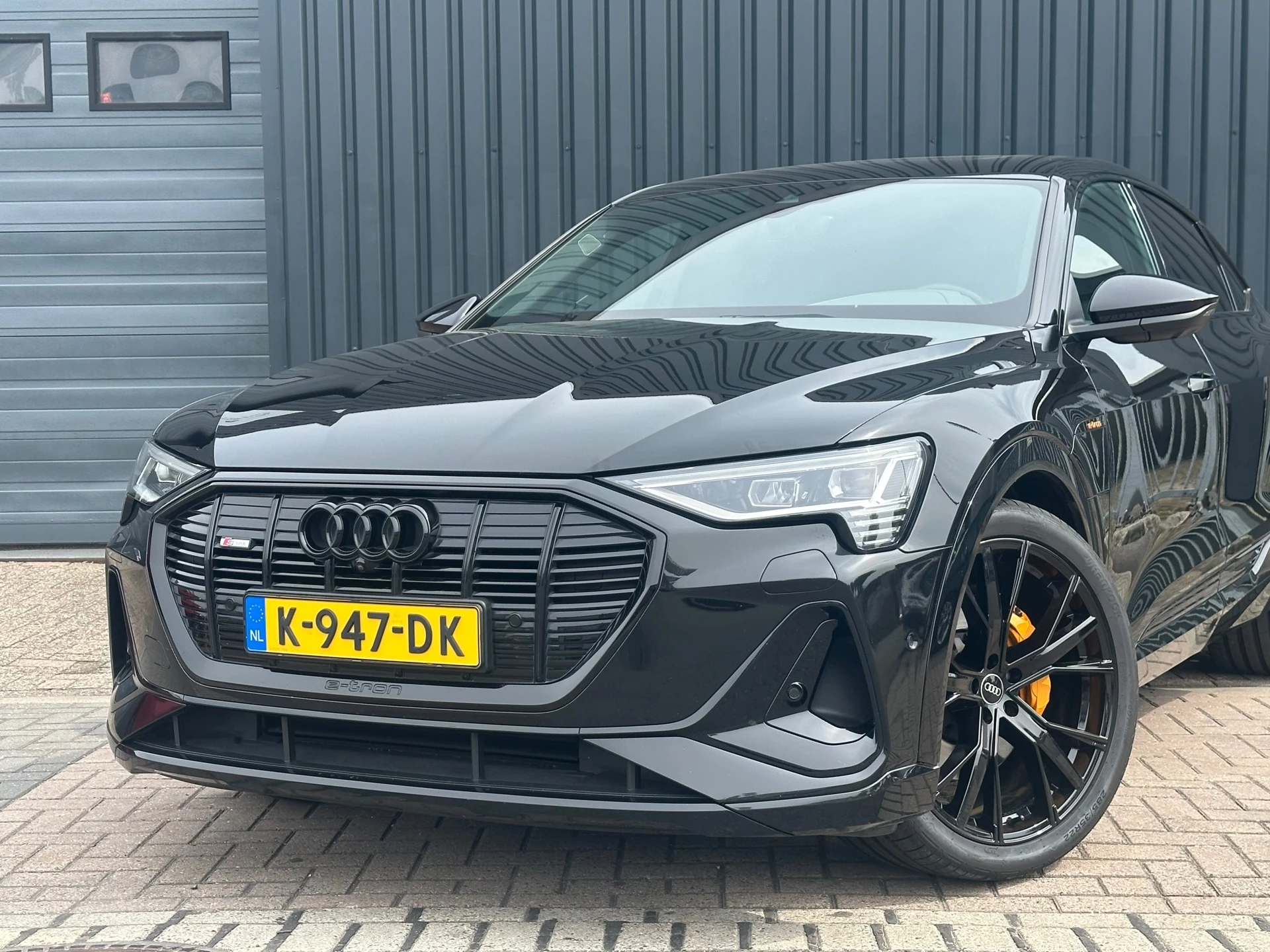 Hoofdafbeelding Audi e-tron