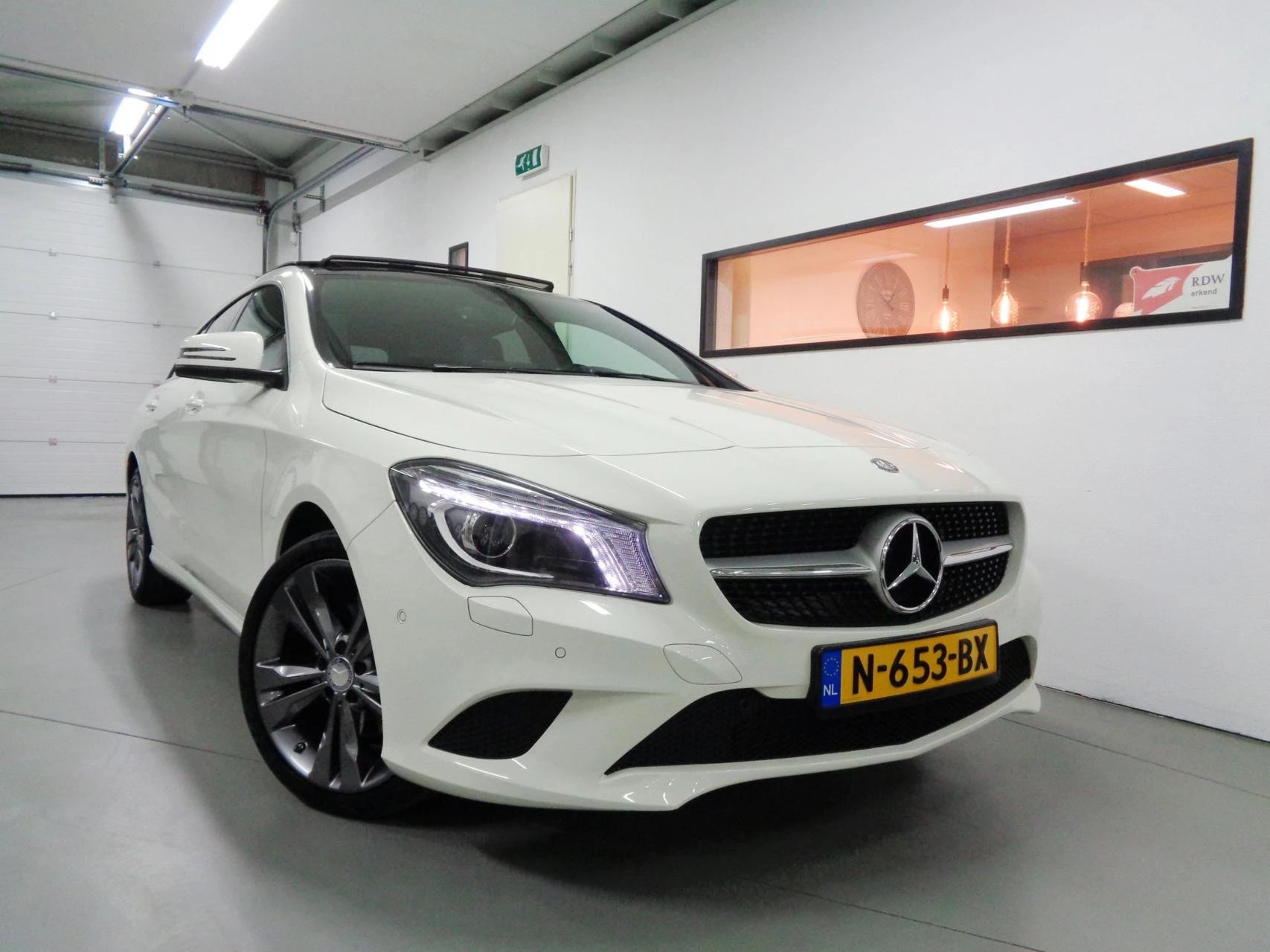 Hoofdafbeelding Mercedes-Benz CLA