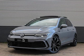 Volkswagen Golf 1.5 eTSI 3x R-Line | Panoramadak | IQ Light | Camera| Dode hoek | Lane assist | Front assist |