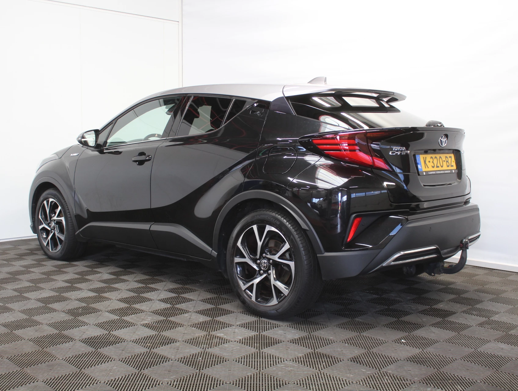 Hoofdafbeelding Toyota C-HR