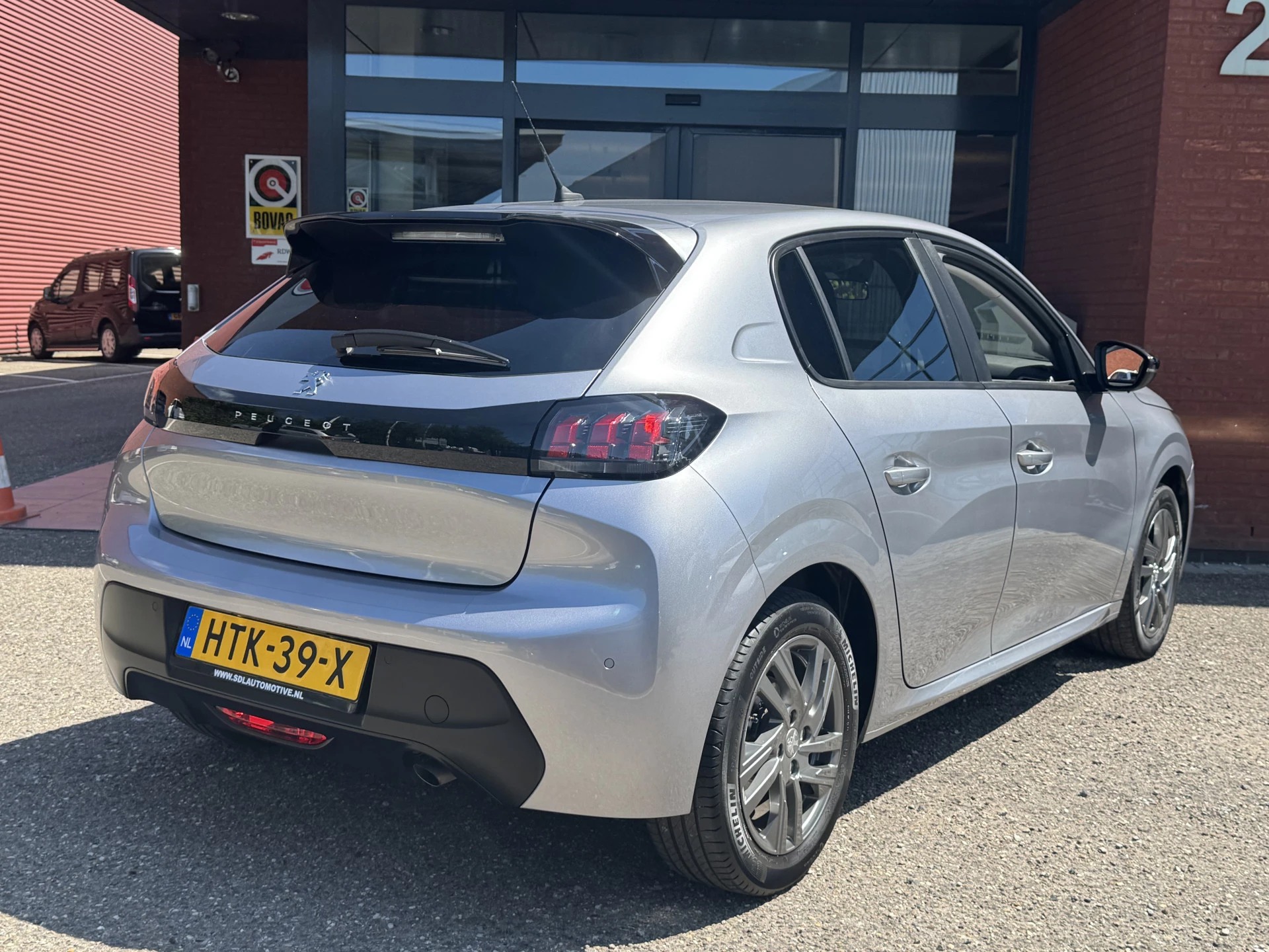 Hoofdafbeelding Peugeot 208