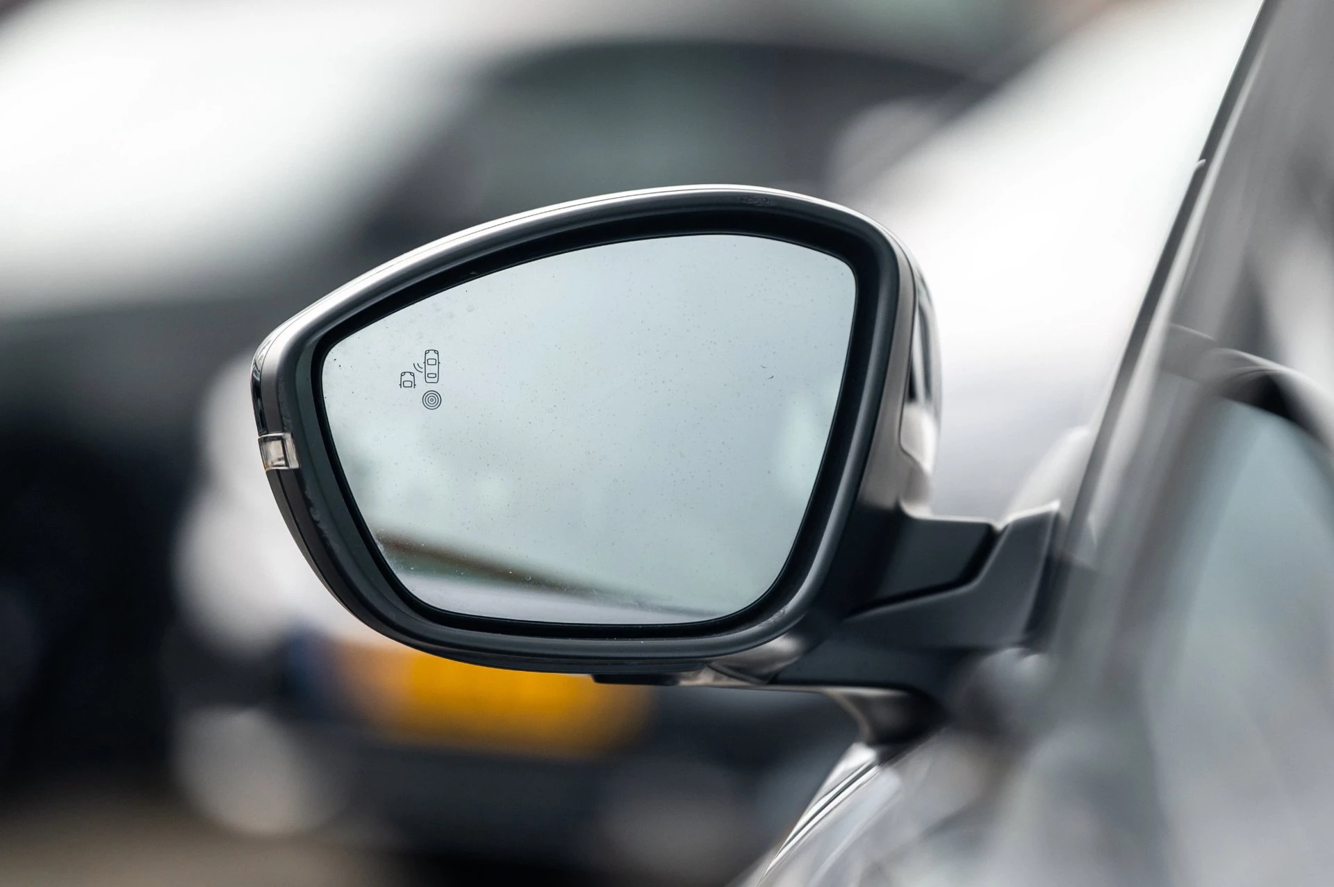 Hoofdafbeelding Peugeot e-2008