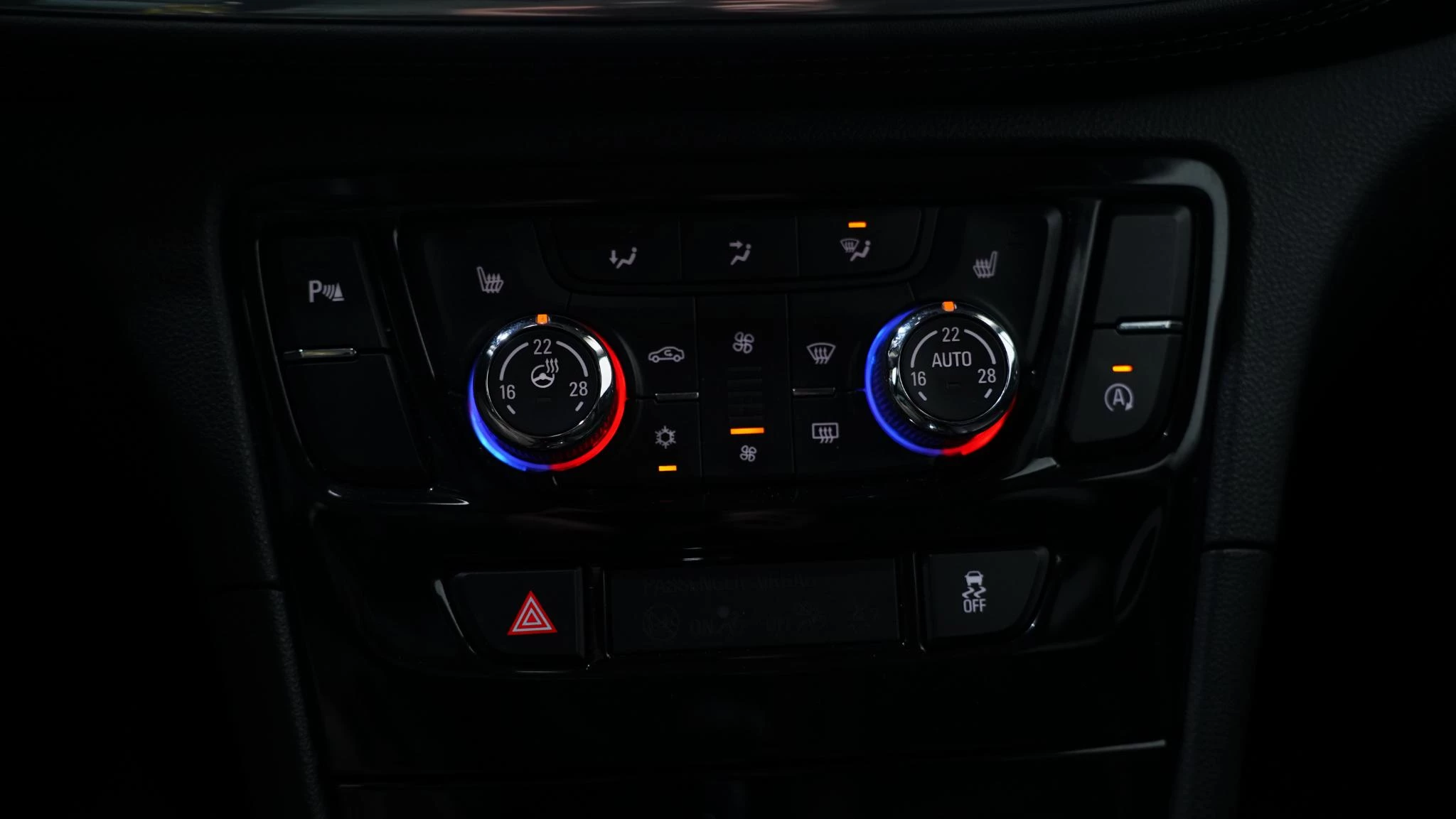 Hoofdafbeelding Opel Mokka X