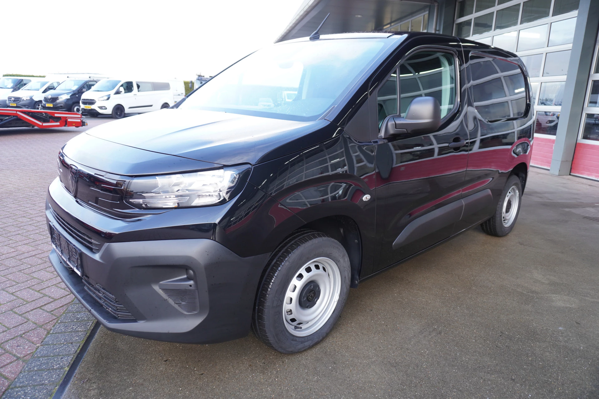 Hoofdafbeelding Peugeot Partner