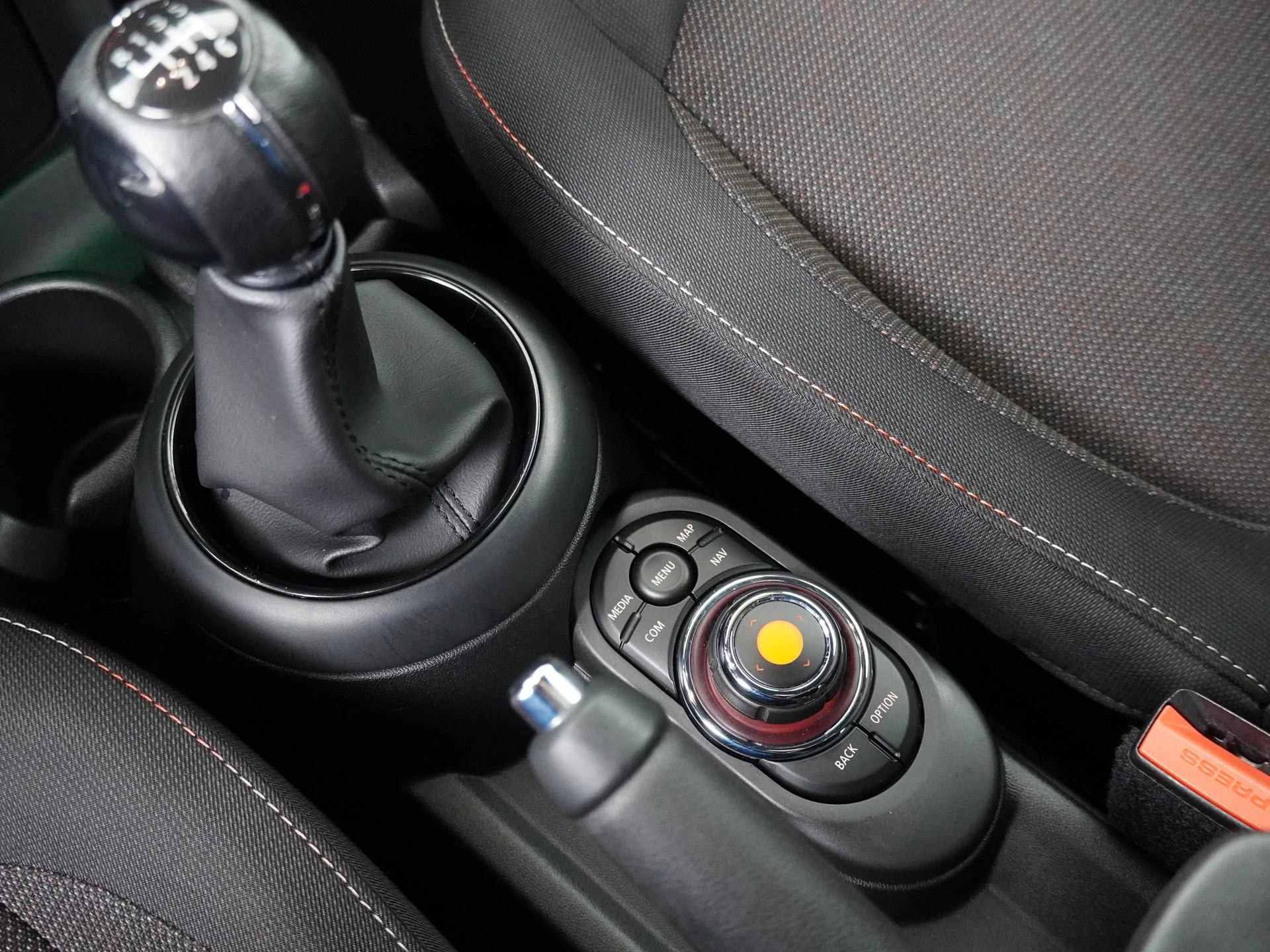 Hoofdafbeelding MINI 5-deurs