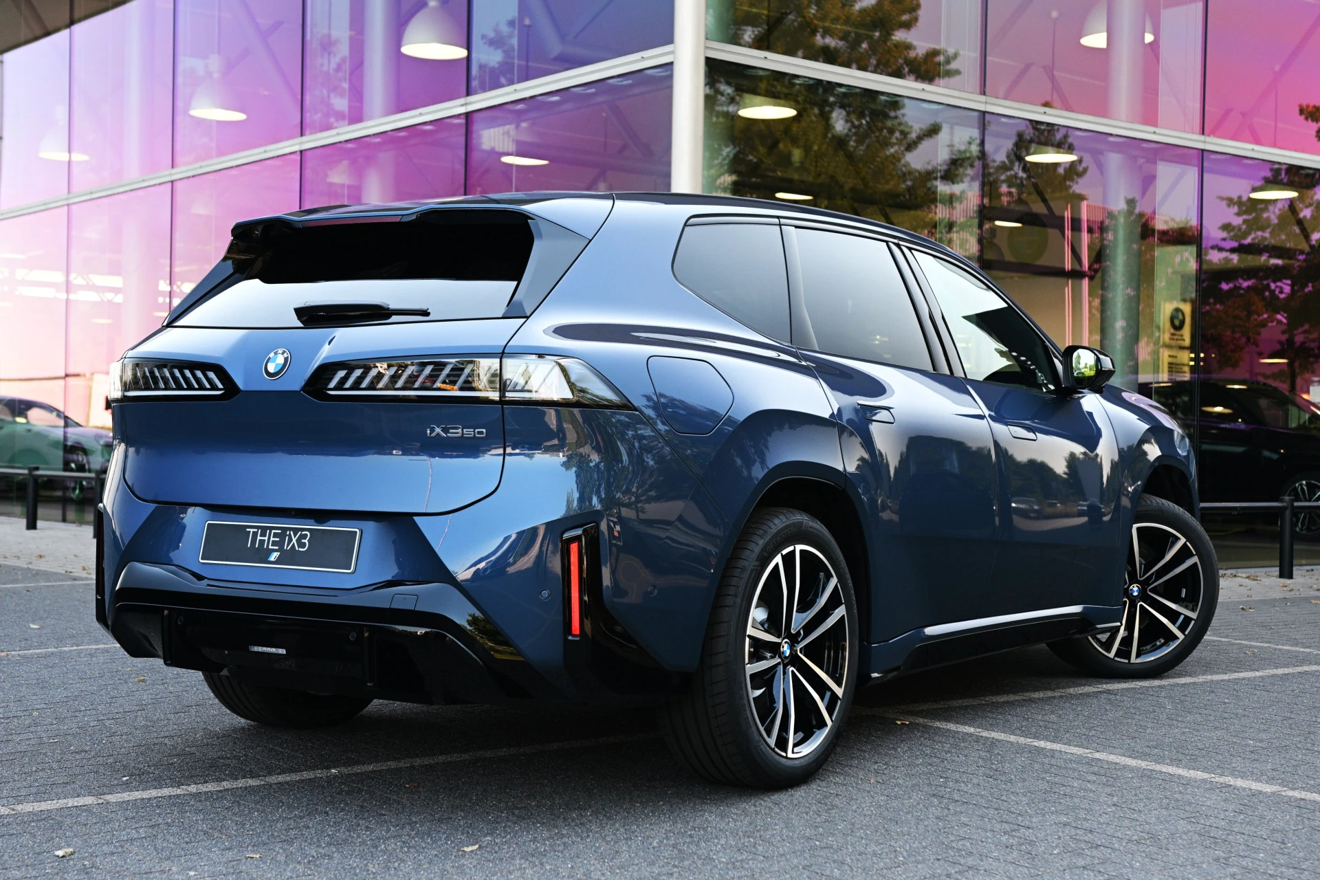 BMW iX3