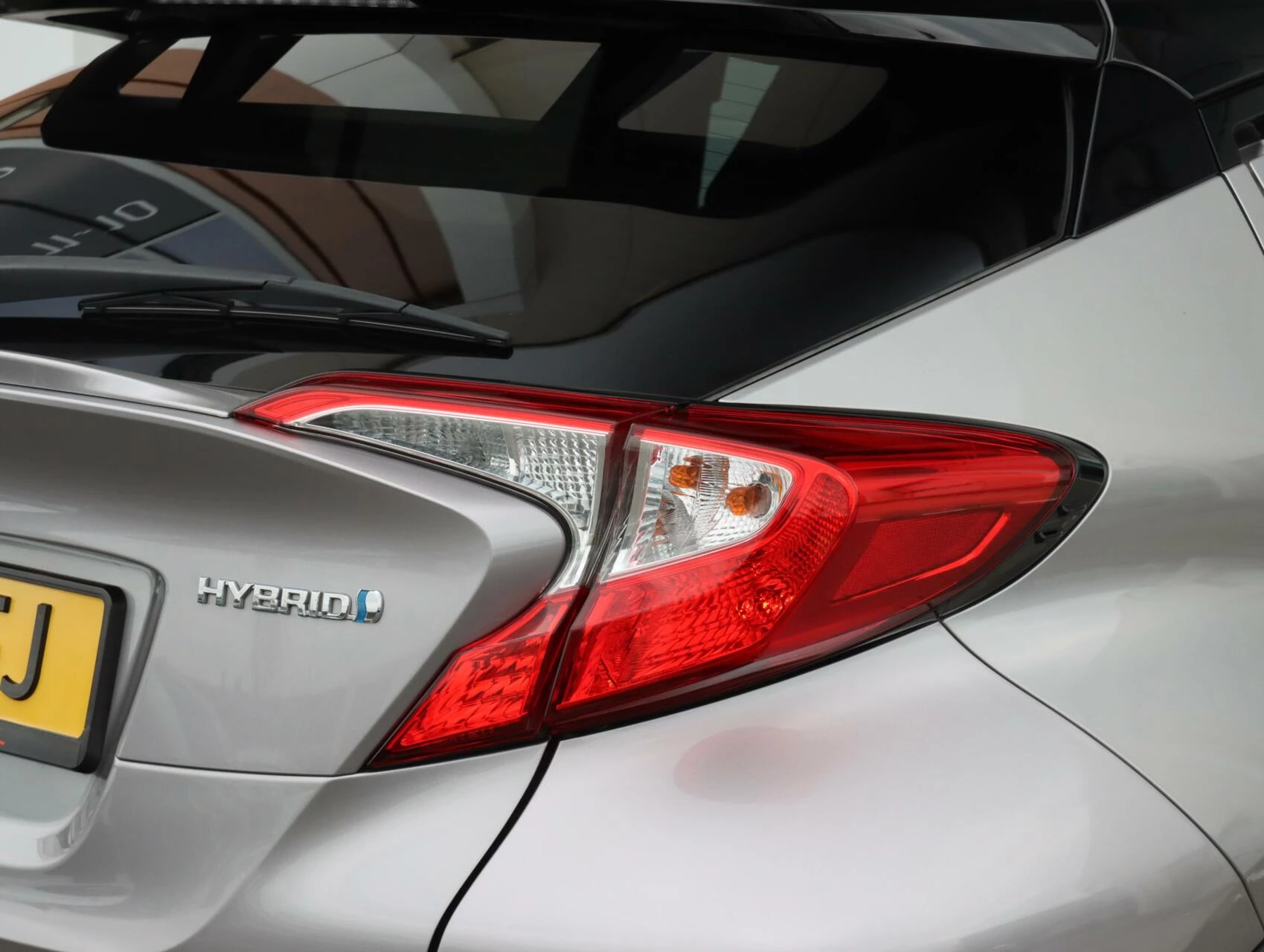 Hoofdafbeelding Toyota C-HR
