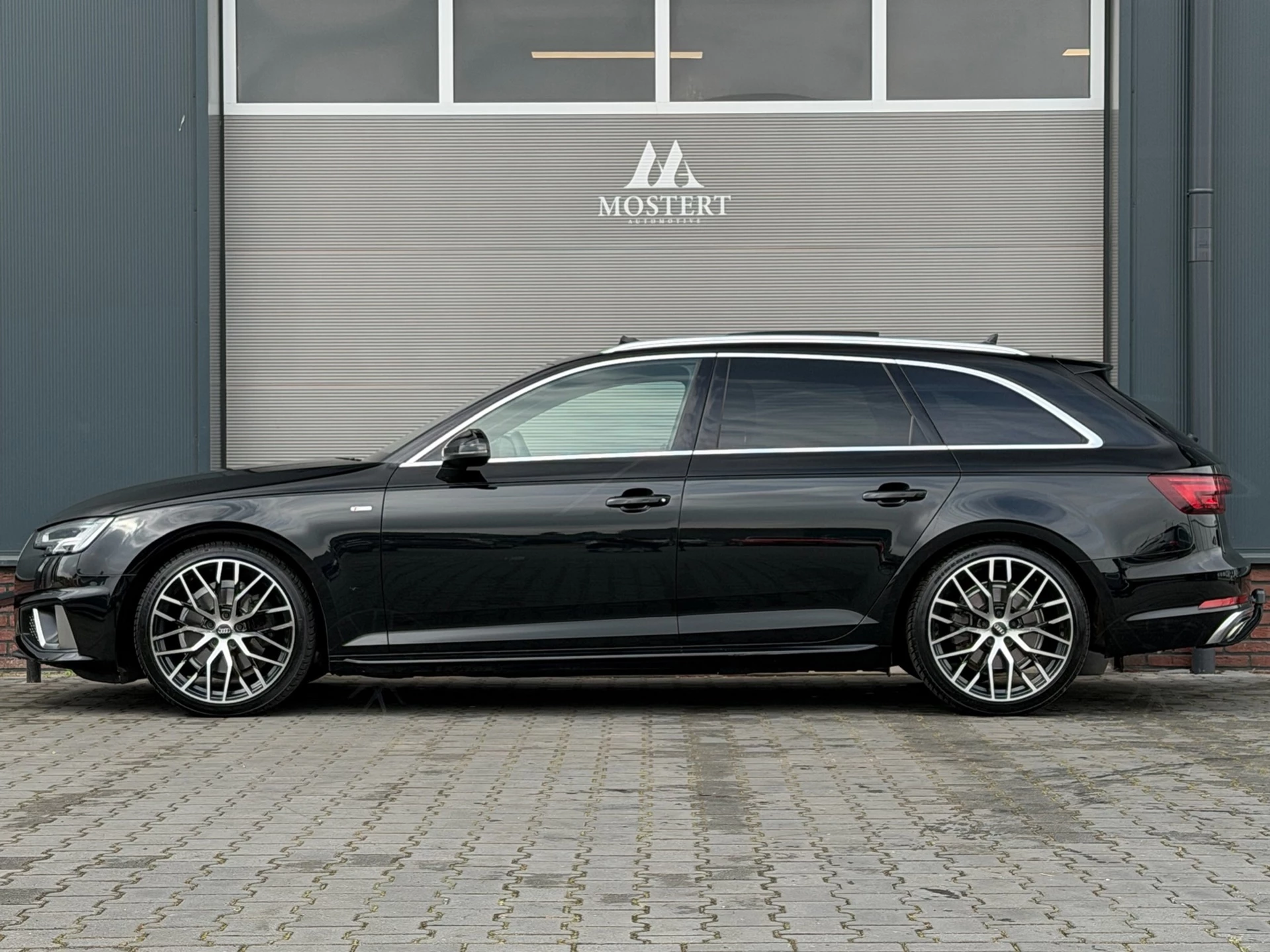 Hoofdafbeelding Audi A4