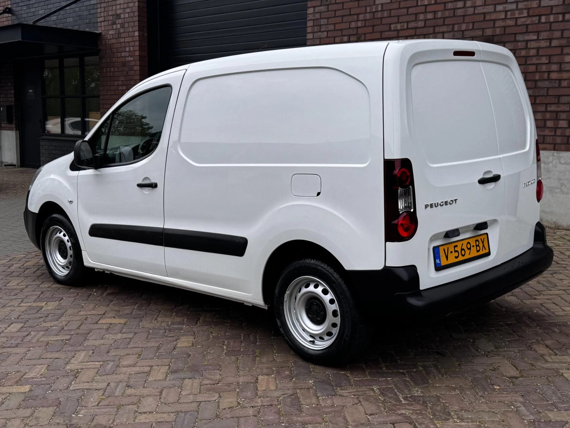 Hoofdafbeelding Peugeot Partner