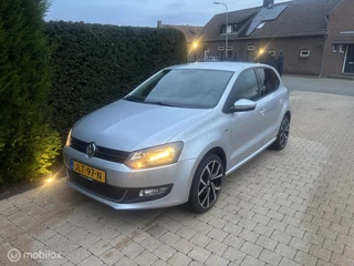 Volkswagen Polo 1.2 - 12V LIFE 5 DRS MET GEREVISEERDE MOTOR