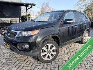 Hoofdafbeelding Kia Sorento Kia Sorento 2.4 X-tra LEER / CLIMA / CRUISE / TREKHAAK / APK: 11-01-2027