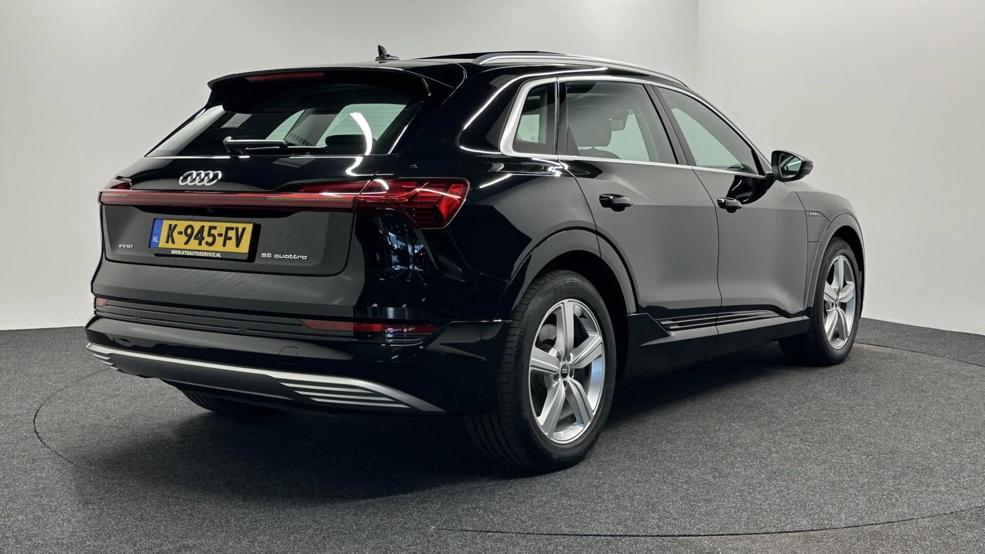 Hoofdafbeelding Audi e-tron