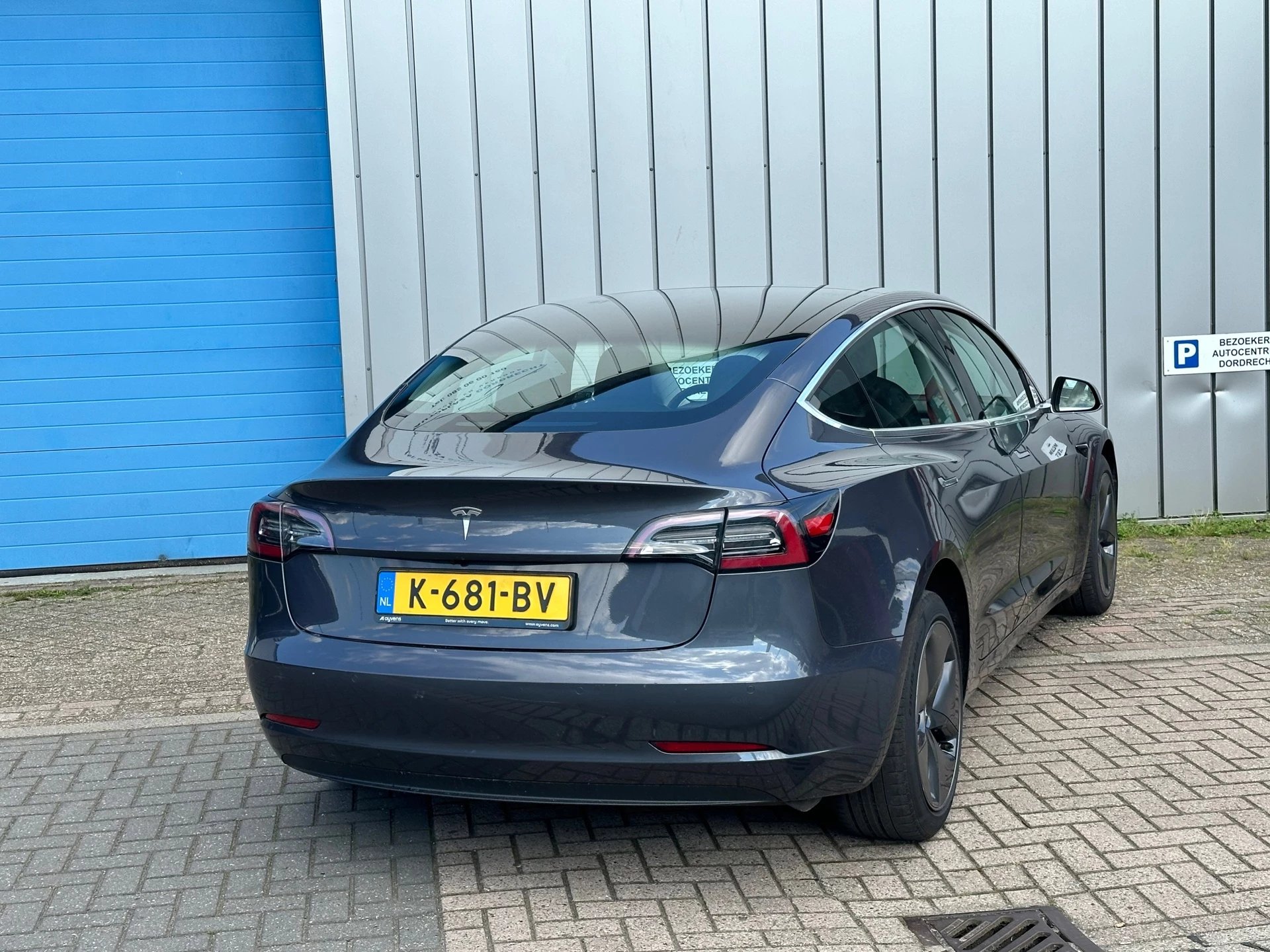 Hoofdafbeelding Tesla Model 3