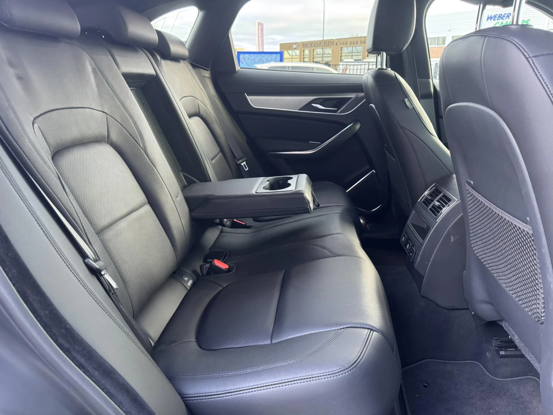 Hoofdafbeelding Jaguar F-PACE