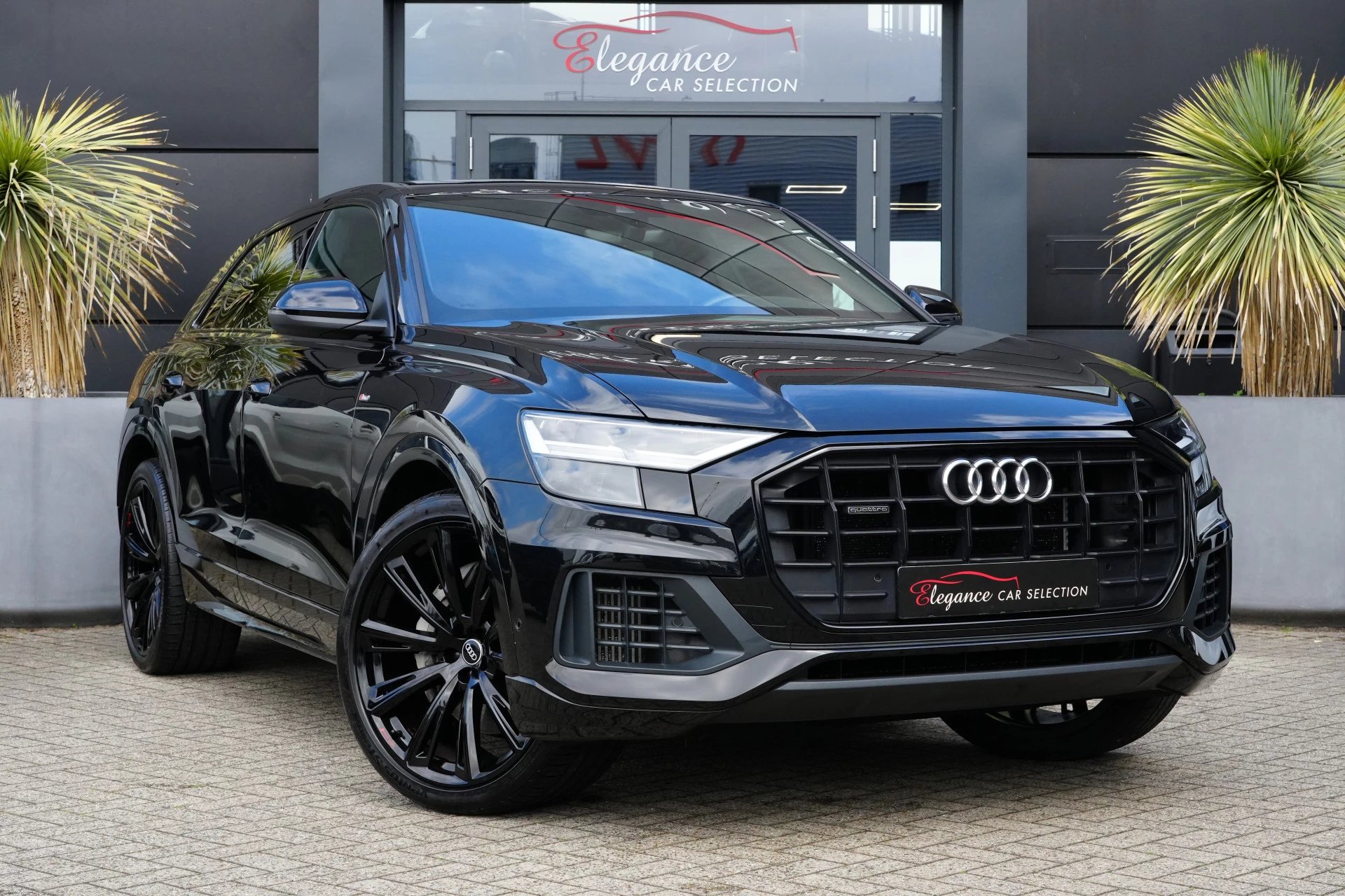 Hoofdafbeelding Audi Q8