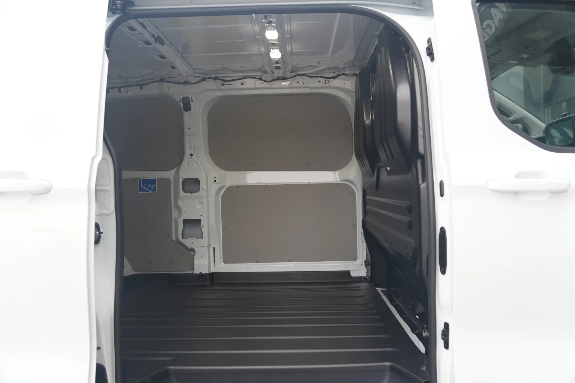 Hoofdafbeelding Ford E-Transit Custom