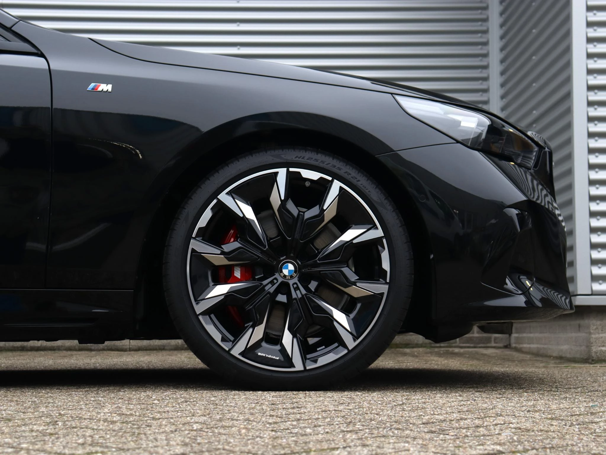 Hoofdafbeelding BMW i5